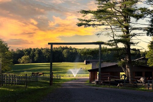 Western Barn Suite @ Driftwood Ranch - a Horse and Cattle Ranch - White Lake, NY