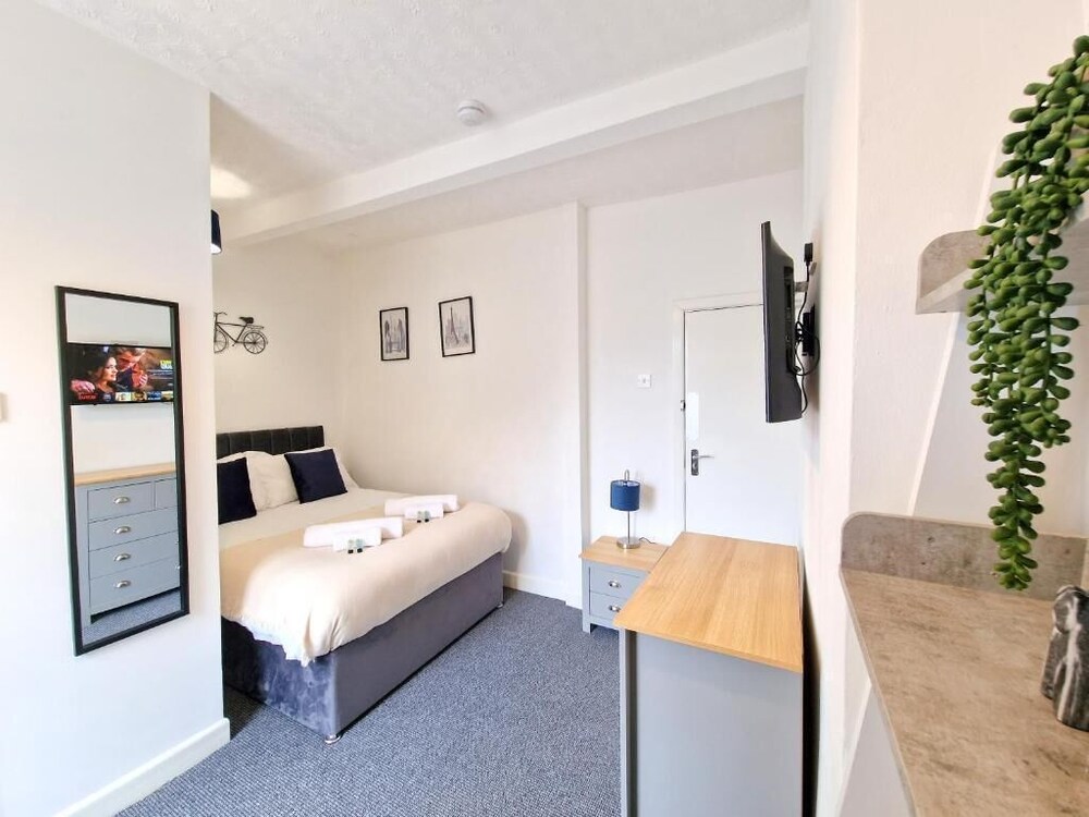 Double room Signature Ensuite with Bath RM 2 Burnley Vrbo