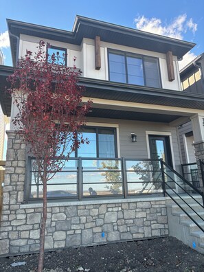 تفاصيل الفندق من الخارج