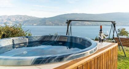 Panoramic Summerland Lake View Studio w/ Hot Tub