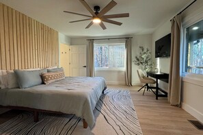 3 bedrooms, iron/ironing board, free WiFi, bed sheets - Best Outdoor Escape for Families in GA Mountains (Cleveland)