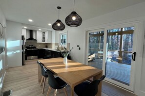 Dining - Best Outdoor Escape for Families in GA Mountains (Cleveland)