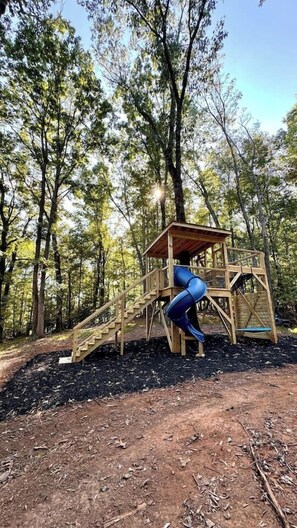 Children's area - Best Outdoor Escape for Families in GA Mountains (Cleveland)