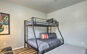 2 Schlafzimmer, Bügeleisen/Bügelbrett, WLAN, Bettwäsche