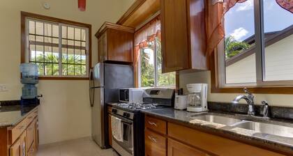 Charming 2BR Casita Great Price & Great Location