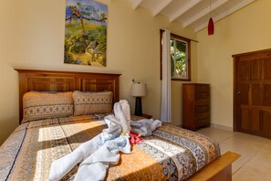 2 bedrooms, iron/ironing board, free WiFi, bed sheets - Affordable 2BR Casita with Prime Roadside Location (Placencia)