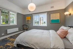 3 habitaciones, tabla de planchar con plancha y wifi 