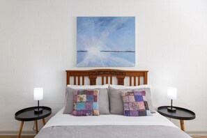 Iron/ironing board, travel crib, WiFi, bed sheets