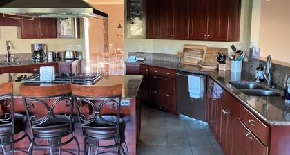 Spacious 5-bedroom house in welcoming Walla Walla with WiFi and AC