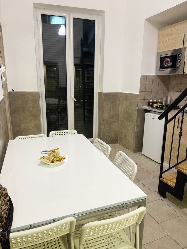 Ljudisolering, strykjärn/strykbräda och gratis wi-fi