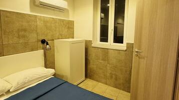 Insonorizzazione, ferro/asse da stiro, Wi-Fi gratuito