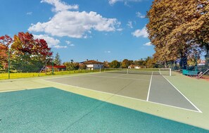 Sport court - Amazing home in Montgaillard (Montgaillard)