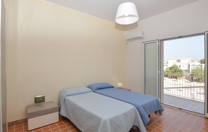 3 bedrooms, free WiFi - Cozy apartment in Marina di Ragusa (Marina di Ragusa)