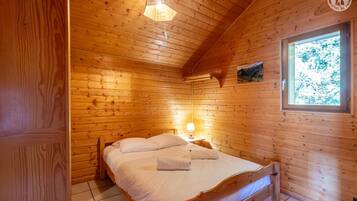 1 chambre, fer et planche à repasser, lit parapluie, Wi-Fi gratuit