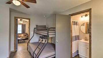 2 camere, ferro/asse da stiro, Wi-Fi, lenzuola