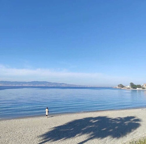 76 Avenue Suites 2 BedRoom - Very Close to Downtown 