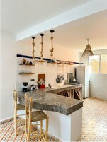 Placa de cocina, utensilios de cocina