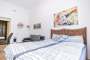 1 bedroom, WiFi, bed sheets