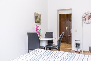 1 dormitorio, wifi, ropa de cama