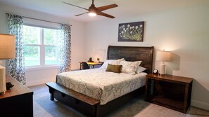4 bedrooms, desk, iron/ironing board, travel crib