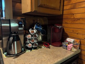 Fridge, microwave, oven, stovetop - Toledo Sunrise (Many)