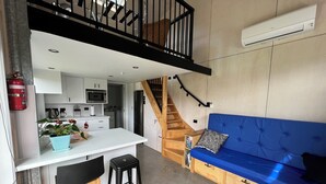 Living area - Where the river meets the sea  (Thornton)