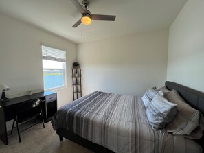 5 bedrooms, iron/ironing board, free WiFi, bed sheets - Spacious 5-bedroom house with AC, WiFi in fantastic Rockledge (Rockledge)