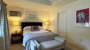 3 soverom, skrivebord, strykejern/-brett og wi-fi (inkludert)