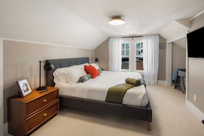 Unclassified image, 5 of 30, button