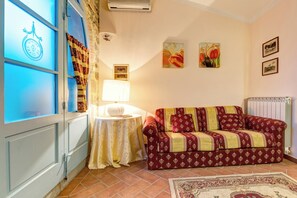 TV, bordtennis og bøker