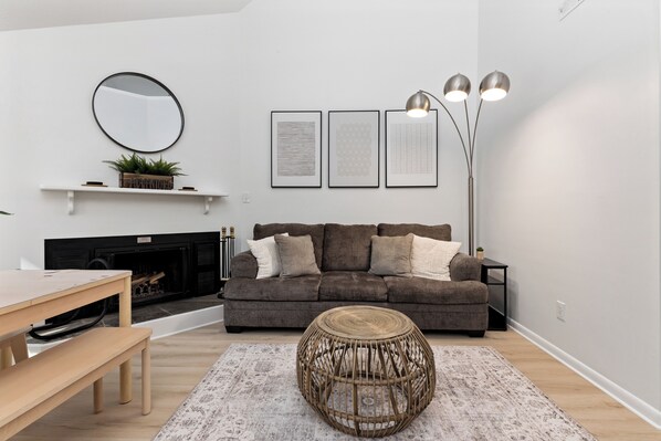 Smart TV, fireplace, video games, books