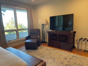 3 多间卧室、熨斗/熨衣板、WiFi、床单