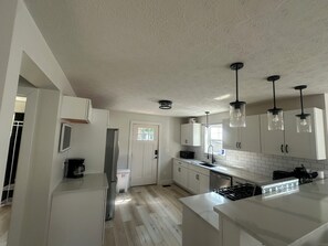 Unclassified image, 4 of 22, button