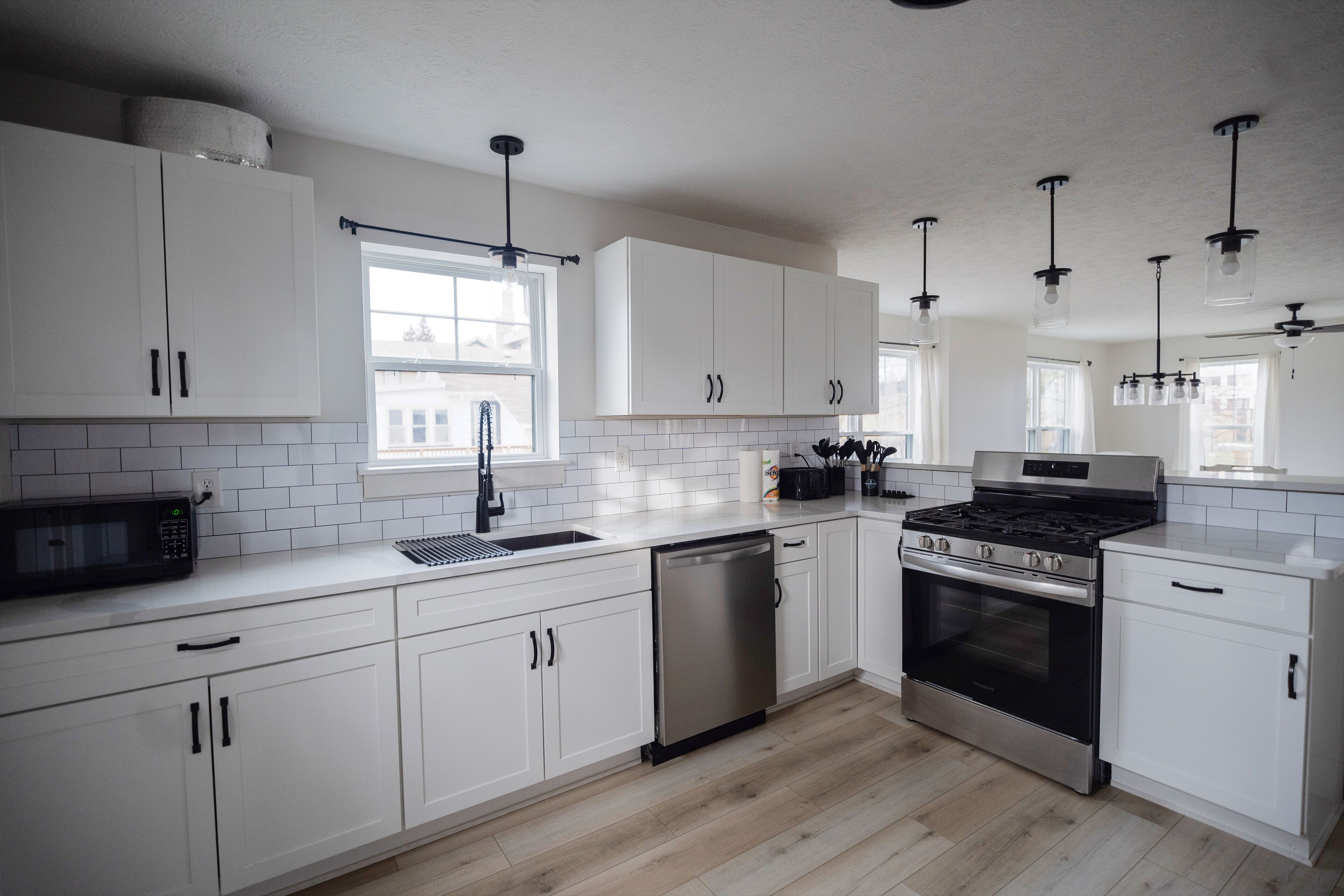 Microwave, oven, stovetop, dishwasher