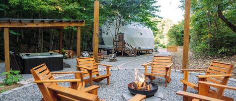 Ulkoruokailutilat
