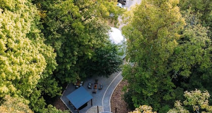 Magical Dome Perfect for Families & Groups-Hot Tub-Kid Friendly-Firepit -Private