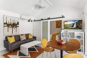 Smart TV, offices