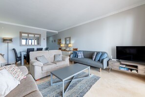 TV - Beautiful two bed apartment Mijas Golf (Mijas Costa)