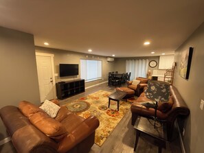 Smart TV, DVD player