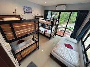 Sri Fah | Blackout drapes, free WiFi