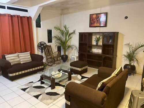 House 5 min from tecnologico (15 min from the beach)