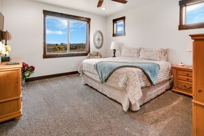 4 makuuhuonetta, ilmainen Wi-Fi, vuodevaatteet