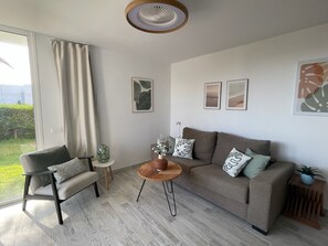 TV - Apartamerica Garden Apartment, 150 Metres From The (Playa de Las Americas)