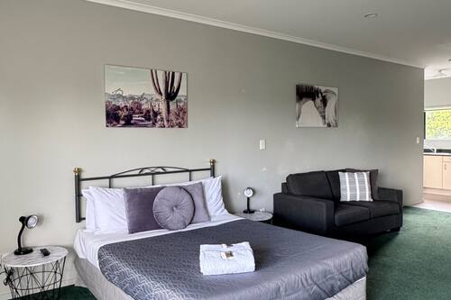 Executive Studio Suite
