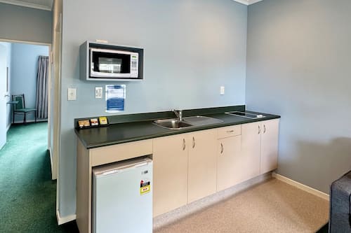 Classic Single Room | Private kitchen