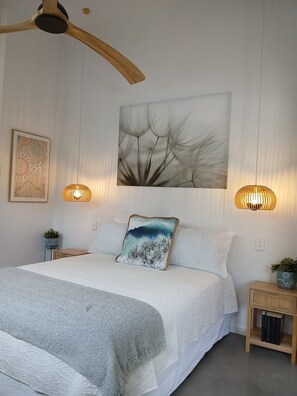 1 habitación, tabla de planchar con plancha, wifi gratis y ropa de cama