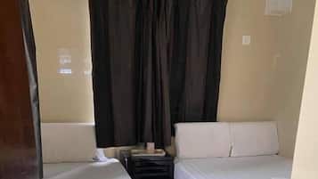 Basic-Dreibettzimmer | Kostenloses WLAN