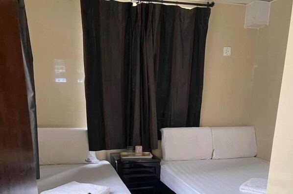 Basic Triple Room | 1 bedroom, free WiFi