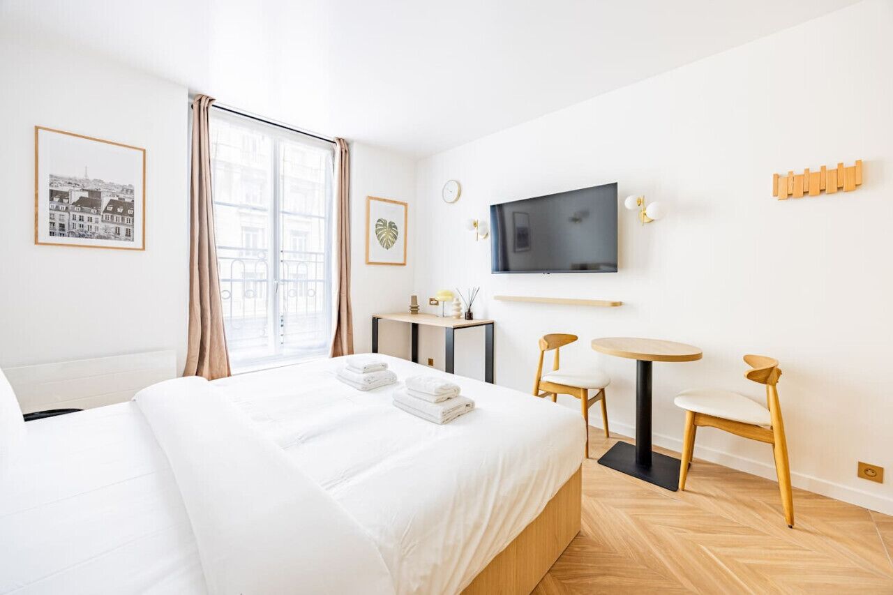 1 bedroom, iron/ironing board, travel crib, WiFi