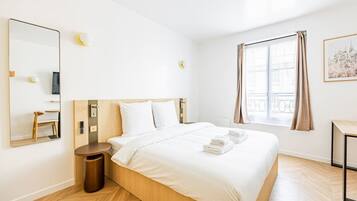 1 bedroom, iron/ironing board, travel crib, WiFi